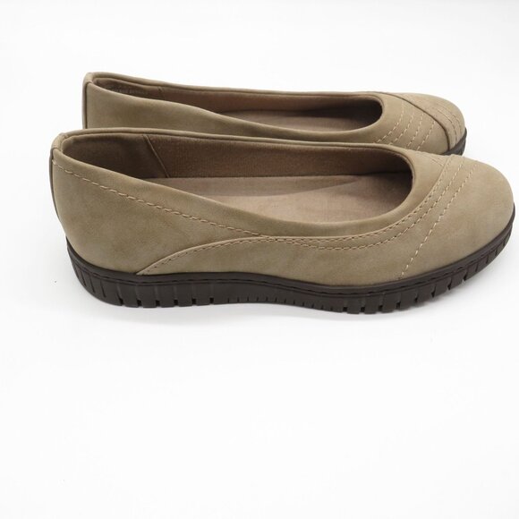 Easy Street Women's Brown Slip-On Flats With Comfort Sole 9.5 NEW - Picture 3 of 7